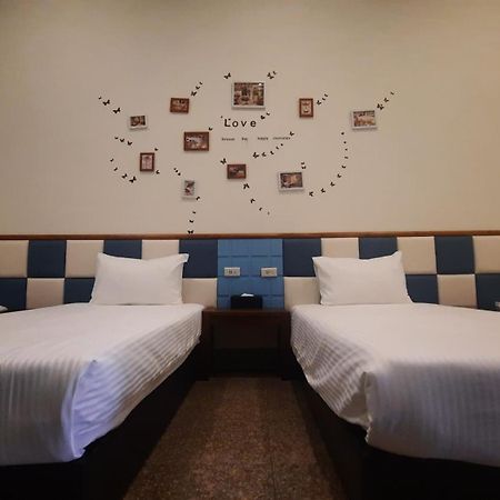 Sun Moon Lake Jinlongshan Bnb Yuchi Zewnętrze zdjęcie
