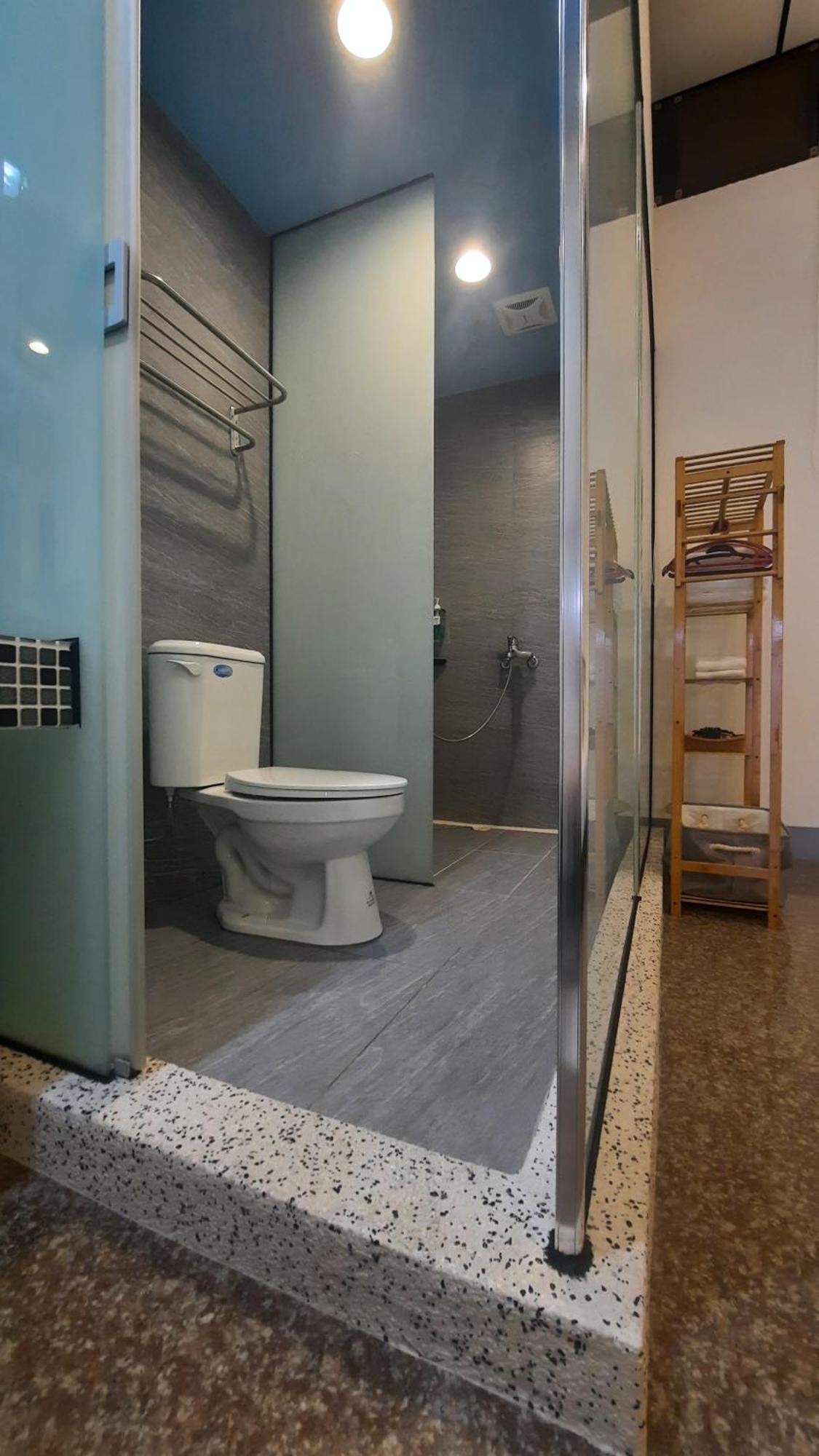 Sun Moon Lake Jinlongshan Bnb Yuchi Zewnętrze zdjęcie